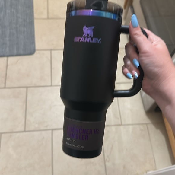 Stanley Black and Iridescent Travel Mug - Picture 4 of 6